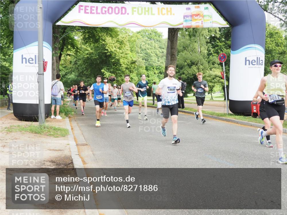 29.06.2025 - hella hamburg halbmarathon MichiJ http://msf.ph/oto/8271886 29.06.2025 10:31:20 Zwischen KM18-KM19 2653, 4229, 4235, 5011, 5506, 7026, 7734, 7765, 9364, 10216, 10251, 11177, 12327, 16333, 16648, 17403, 18659, 18680 meine-sportfotos.de