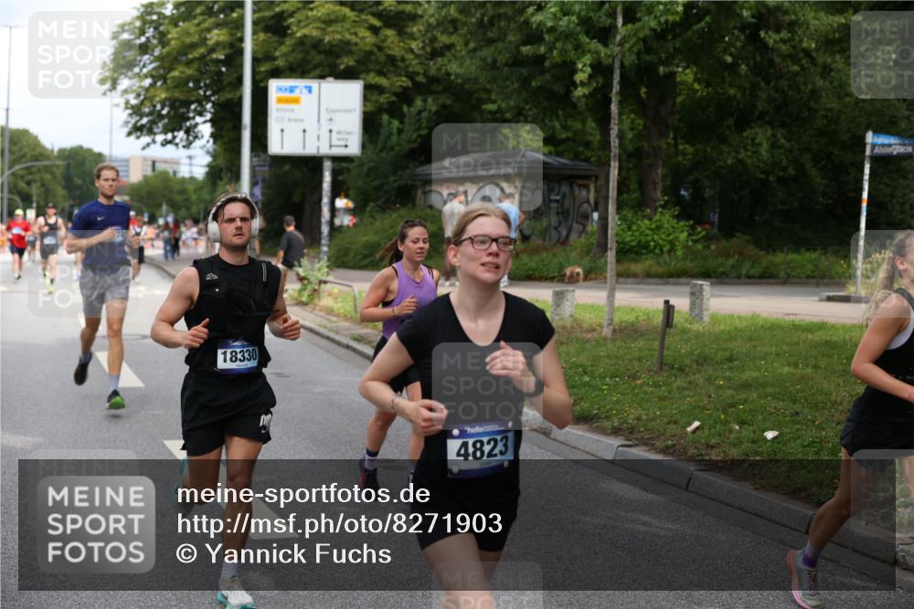 29.06.2025 - hella hamburg halbmarathon Yannick Fuchs http://msf.ph/oto/8271903 29.06.2025 10:37:02 20KM 1209, 1312, 1700, 2233, 4235, 4823, 5436, 6721, 6770, 7035, 7448, 7693, 7734, 7765, 7865, 9833, 10216, 10469, 11907, 12839, 13446, 13709, 13725, 14447, 14811, 14813, 15095, 15175, 15270, 15297, 15301, 15535, 16295, 16333, 16507, 16626, 16660, 16677, 17000, 17016, 17177, 17363, 17864, 17911, 18275, 18330, 18559, 18632, 18680, 18920 meine-sportfotos.de