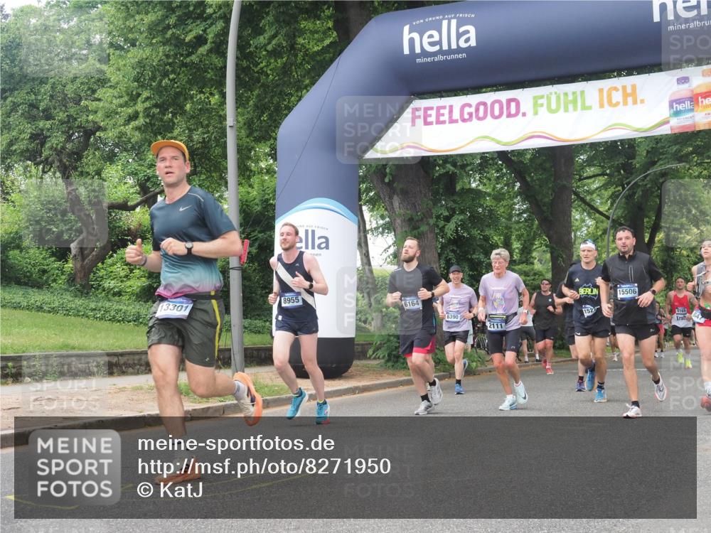 29.06.2025 - hella hamburg halbmarathon KatJ http://msf.ph/oto/8271950 29.06.2025 10:39:54 Zwischen KM18-KM19 1257, 1657, 2111, 2540, 2595, 4837, 5020, 6164, 7130, 7475, 8447 meine-sportfotos.de