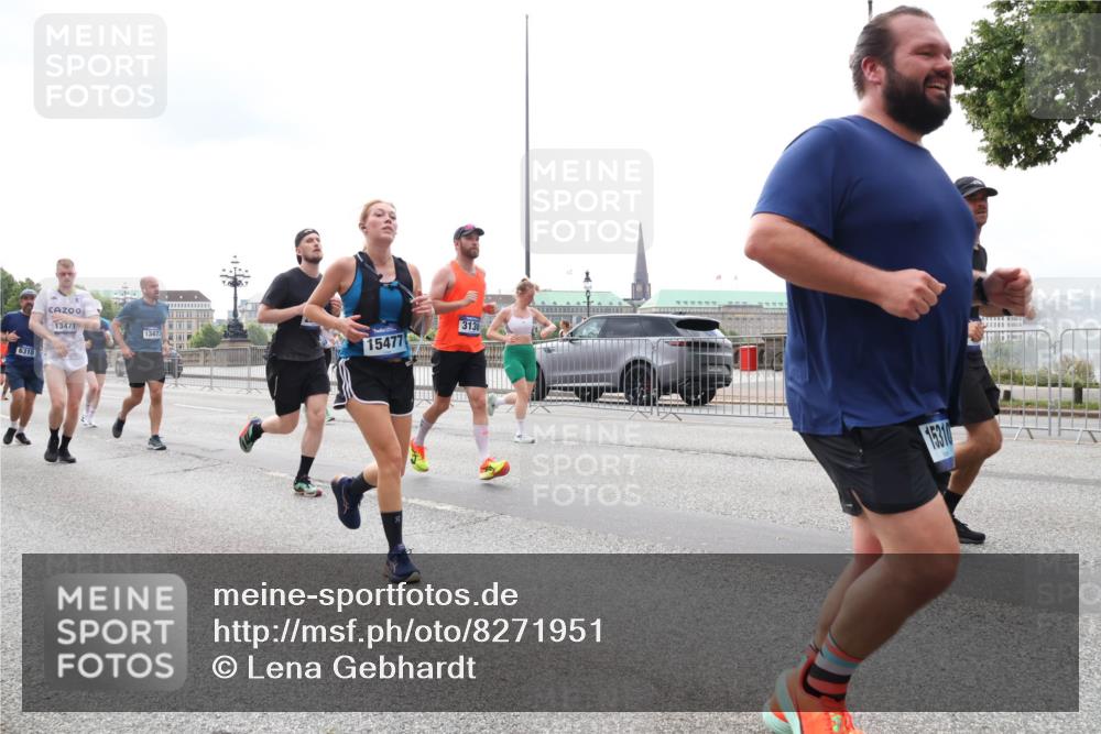 29.06.2025 - hella hamburg halbmarathon Lena Gebhardt http://msf.ph/oto/8271951 29.06.2025 10:34:52 Lombardsbrücke 6310, 13471, 13473, 15477, 3130, 15310, 1025, 1284, 1497, 1849, 2023, 2355, 2412, 3130, 3409, 3420, 4540, 4564, 4884, 5453, 6034, 6171, 6310, 6329, 6335, 6379, 6397, 6571, 6803, 6843, 7020, 7299, 7386, 7644, 7733, 8369, 8705, 8793, 9122, 9164, 9248, 9379, 9448, 9514, 10335, 10358, 10464, 10606, 10674, 11122, 11245, 11646, 11872, 12019, 12164, 12236, 12382, 12764, 13957, 15477, 16238, 16311, 16390, 16682, 16919, 17230, 18158, 18941 meine-sportfotos.de