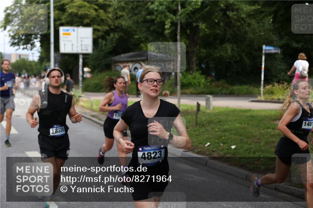 29.06.2025 - hella hamburg halbmarathon Yannick Fuchs http://msf.ph/oto/8271964 29.06.2025 10:37:02 20KM 1209, 1312, 1700, 2233, 4235, 4823, 5436, 6721, 6770, 7035, 7448, 7693, 7734, 7765, 7865, 9833, 10216, 10469, 11907, 12839, 13446, 13709, 13725, 14447, 14811, 14813, 15095, 15175, 15270, 15297, 15301, 15535, 16295, 16333, 16507, 16626, 16660, 16677, 17000, 17016, 17177, 17363, 17864, 17911, 18275, 18330, 18559, 18632, 18680, 18920 meine-sportfotos.de