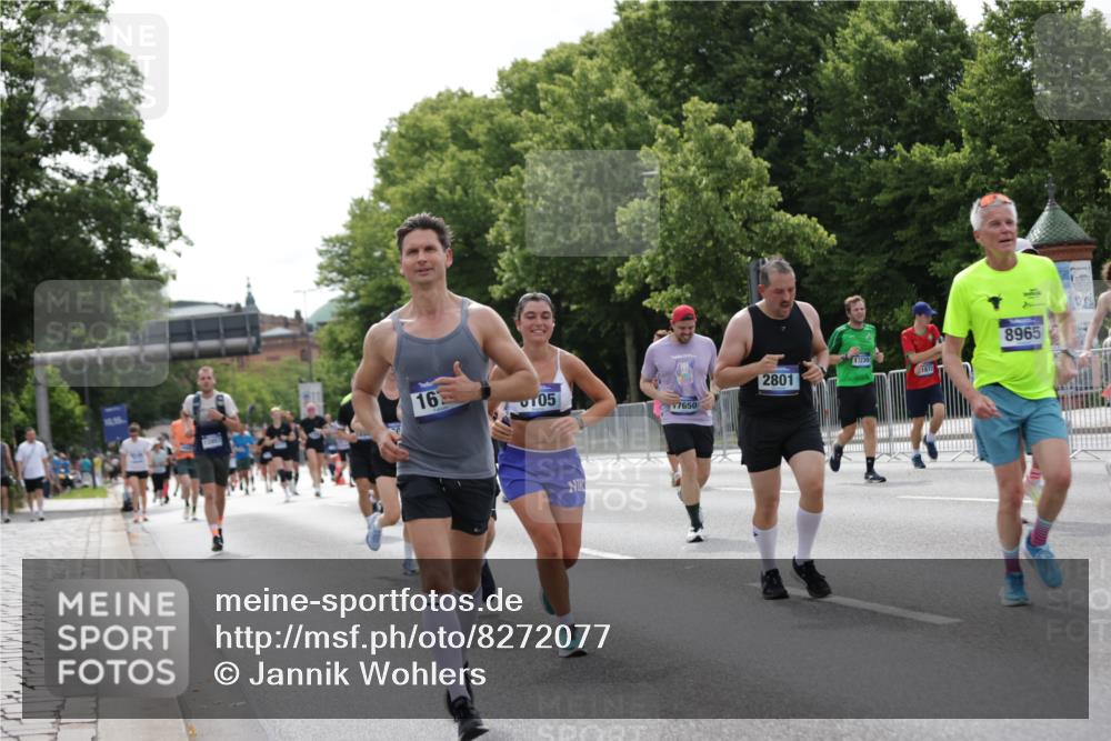 29.06.2025 - hella hamburg halbmarathon Jannik Wohlers http://msf.ph/oto/8272077 29.06.2025 10:33:56 Lombardsbrücke 1672, 2412, 2464, 2510, 2511, 2801, 3145, 4540, 4824, 4826, 5609, 6105, 6571, 6574, 7324, 7329, 8349, 8705, 8965, 9379, 10360, 10564, 11668, 11872, 12165, 12896, 13437, 13747, 13957, 14047, 14854, 14855, 14918, 15793, 15983, 16682, 16919, 17105, 17230, 17650, 17789, 18044, 18158, 18941 meine-sportfotos.de