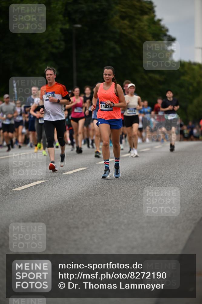 29.06.2025 - hella hamburg halbmarathon Dr. Thomas Lammeyer http://msf.ph/oto/8272190 29.06.2025 10:36:05 Kennedybrücke 1235, 1292, 2672, 3239, 3358, 3751, 3752, 4314, 4924, 5496, 5601, 5658, 5743, 6344, 7239, 7295, 7334, 7344, 7535, 7570, 7695, 7816, 7898, 8127, 8304, 8538, 8757, 9478, 9604, 9882, 10248, 10421, 10653, 11168 meine-sportfotos.de