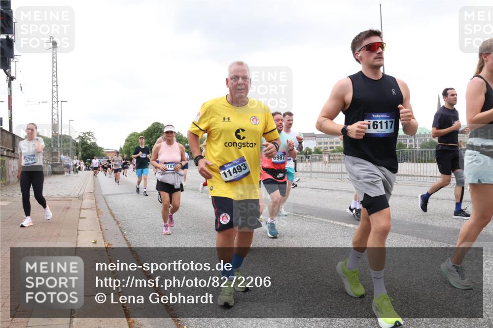 29.06.2025 - hella hamburg halbmarathon Lena Gebhardt http://msf.ph/oto/8272206 29.06.2025 10:54:24 Lombardsbrücke 15791, 1183, 11493, 6987, 16117, 1017, 1263, 1762, 1779, 1789, 1822, 1949, 2084, 2244, 2372, 2532, 2586, 2600, 2761, 2854, 3079, 3187, 3188, 3249, 3364, 3465, 3467, 3557, 3761, 3795, 3857, 4323, 4685, 4720, 4838, 4971, 5157, 5185, 5216, 5309, 5514, 5804, 5817, 5898, 5933, 5993, 6023, 6279, 6468, 6583, 6987, 6988, 7498, 7670, 7874, 7946, 7986, 8801, 8803, 8867, 9130, 9138, 9203, 10207, 10471, 11033, 11354, 11567, 11569, 11785, 12930, 13272 meine-sportfotos.de
