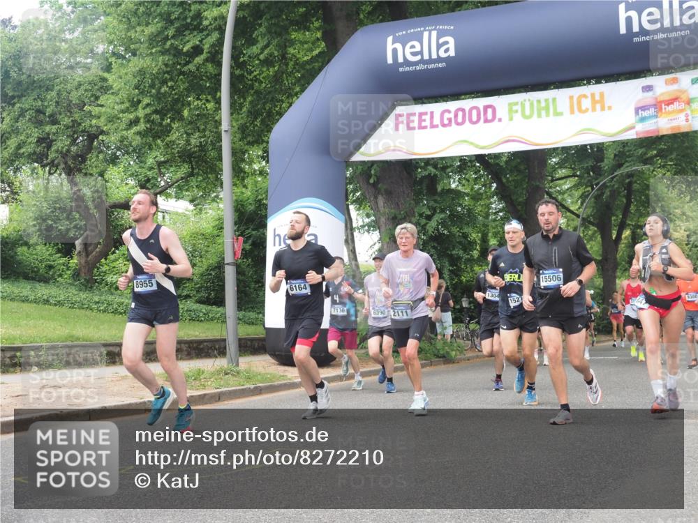 29.06.2025 - hella hamburg halbmarathon KatJ http://msf.ph/oto/8272210 29.06.2025 10:39:55 Zwischen KM18-KM19 1257, 1657, 1706, 2111, 2540, 2595, 4837, 6164, 7130, 7475, 8447 meine-sportfotos.de