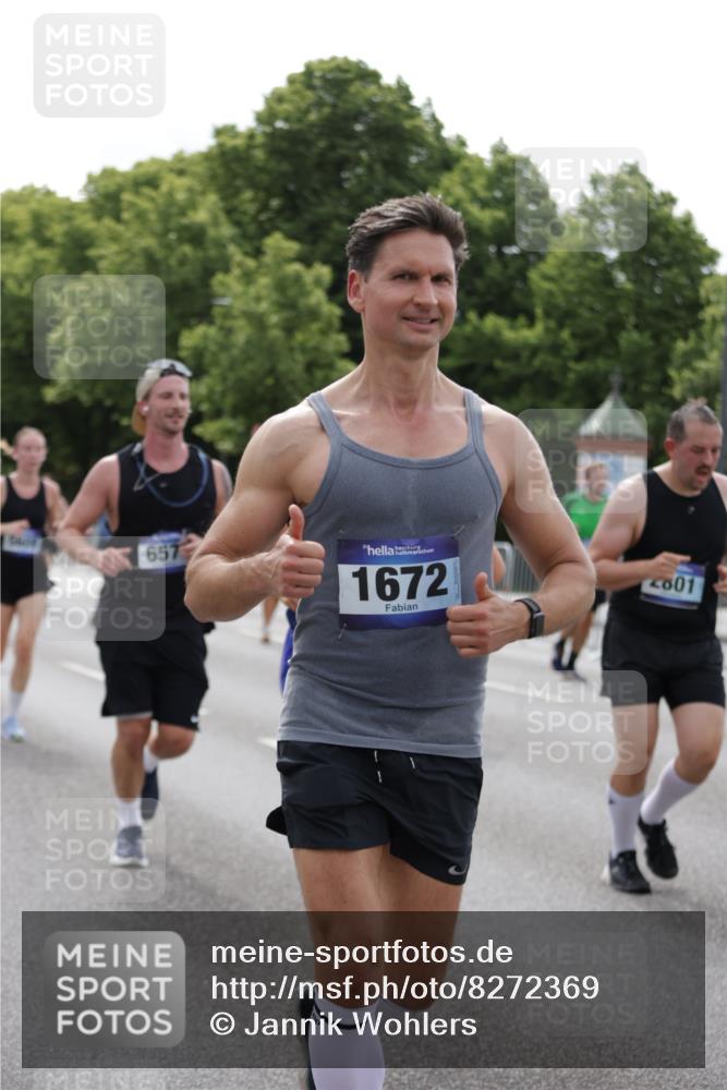 29.06.2025 - hella hamburg halbmarathon Jannik Wohlers http://msf.ph/oto/8272369 29.06.2025 10:33:57 Lombardsbrücke 1672, 2412, 2464, 2510, 2511, 2801, 3145, 4540, 4824, 4826, 5609, 6105, 6571, 6574, 7324, 7329, 8349, 8705, 8965, 9379, 10360, 10564, 11872, 12165, 12896, 13437, 13747, 13957, 14047, 14854, 14855, 14918, 15793, 15983, 16682, 16919, 17105, 17230, 17650, 17789, 18044, 18158, 18941 meine-sportfotos.de