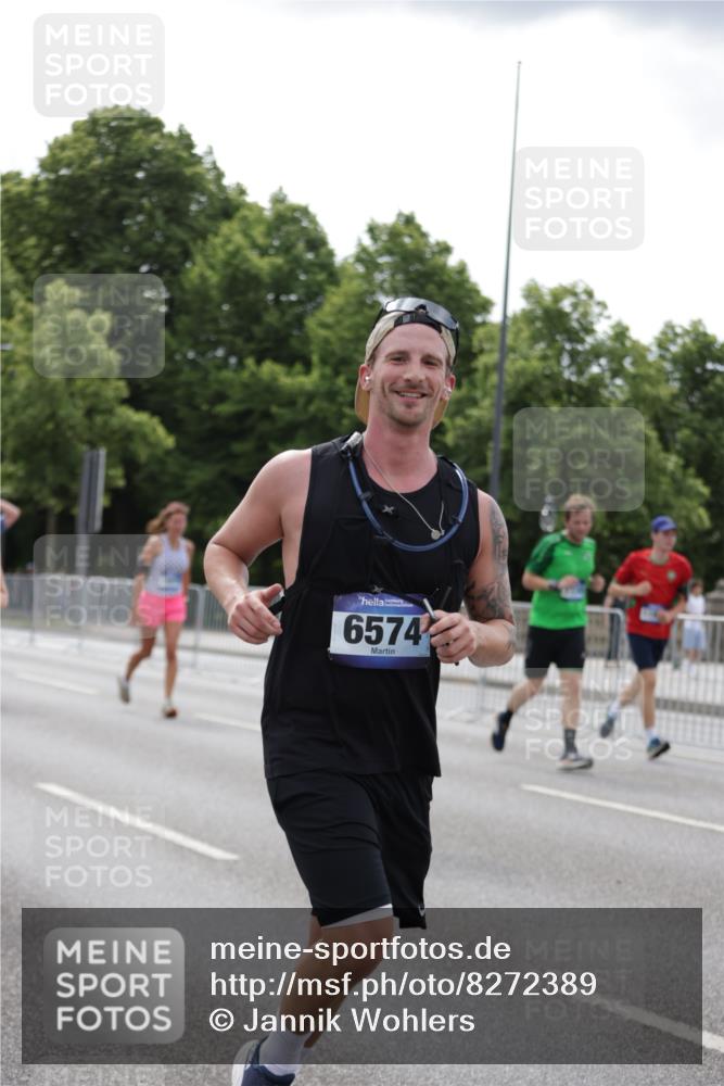 29.06.2025 - hella hamburg halbmarathon Jannik Wohlers http://msf.ph/oto/8272389 29.06.2025 10:33:58 Lombardsbrücke 1672, 2412, 2464, 2510, 2511, 2801, 3145, 4540, 4824, 4826, 5609, 6105, 6171, 6329, 6571, 6574, 7324, 7329, 8349, 8705, 8965, 9379, 10360, 10564, 11872, 12165, 12896, 13437, 13747, 13957, 14047, 14854, 14855, 14918, 15793, 15983, 16682, 16919, 17105, 17230, 17650, 17789, 18158, 18941 meine-sportfotos.de