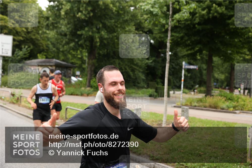 29.06.2025 - hella hamburg halbmarathon Yannick Fuchs http://msf.ph/oto/8272390 29.06.2025 10:49:10 20KM 1120, 1143, 2029, 2252, 2448, 2955, 3037, 3256, 3652, 4249, 4616, 4868, 4897, 4903, 5021, 6355, 6891, 6938, 7221, 8618, 8691, 10044, 10188, 11231, 11568, 12248, 12483, 12526, 12544, 12584, 13267, 13470, 14750, 14834, 14845, 14909, 15300, 15854, 15868, 15896, 16108, 16110, 16327, 16334, 16609, 17603, 17842, 18031, 18190, 19047 meine-sportfotos.de