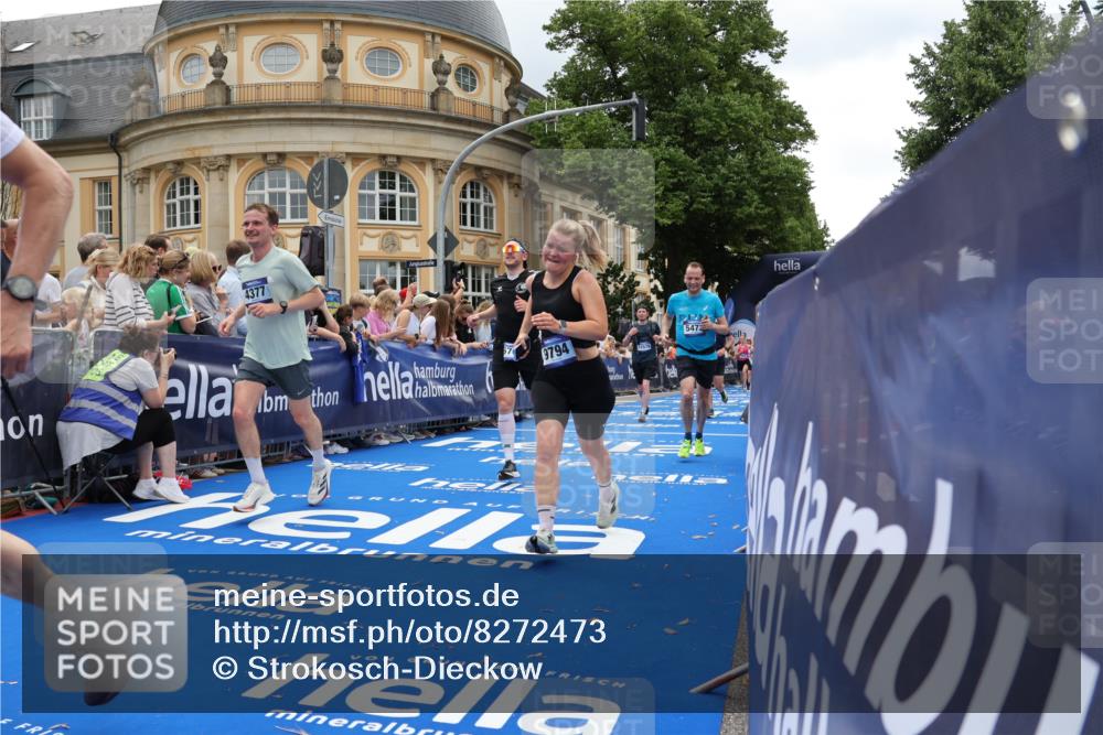 29.06.2025 - hella hamburg halbmarathon Strokosch-Dieckow http://msf.ph/oto/8272473 29.06.2025 10:47:05 Ziel 1460, 2623, 4093, 4377, 5472, 6373, 6700, 6716, 7480, 7908, 9794, 10122, 12579, 13007, 13728, 14415, 14449, 14783, 15684, 15825, 17718, 17915 meine-sportfotos.de