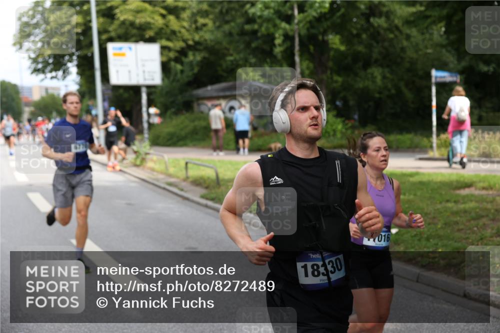 29.06.2025 - hella hamburg halbmarathon Yannick Fuchs http://msf.ph/oto/8272489 29.06.2025 10:37:03 20KM 1312, 1353, 1700, 2233, 4235, 4823, 5436, 6721, 6770, 7035, 7448, 7693, 7734, 7765, 7865, 9371, 9833, 10216, 10469, 11907, 12839, 13446, 13725, 14447, 14560, 14811, 14813, 15095, 15175, 15270, 15297, 15301, 15535, 16295, 16333, 16507, 16626, 16660, 16677, 17000, 17016, 17177, 17363, 17733, 17864, 17911, 18275, 18330, 18559, 18632, 18680, 18920 meine-sportfotos.de
