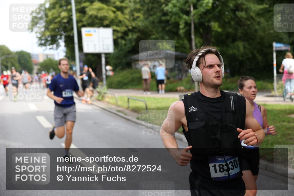 29.06.2025 - hella hamburg halbmarathon Yannick Fuchs http://msf.ph/oto/8272524 29.06.2025 10:37:03 20KM 1312, 1353, 1700, 2233, 4235, 4823, 5436, 6721, 6770, 7035, 7448, 7693, 7734, 7765, 7865, 9371, 9833, 10216, 10469, 11907, 12839, 13446, 13725, 14447, 14560, 14811, 14813, 15095, 15175, 15270, 15297, 15301, 15535, 16295, 16333, 16507, 16626, 16660, 16677, 17000, 17016, 17177, 17363, 17733, 17864, 17911, 18275, 18330, 18559, 18632, 18680, 18920 meine-sportfotos.de