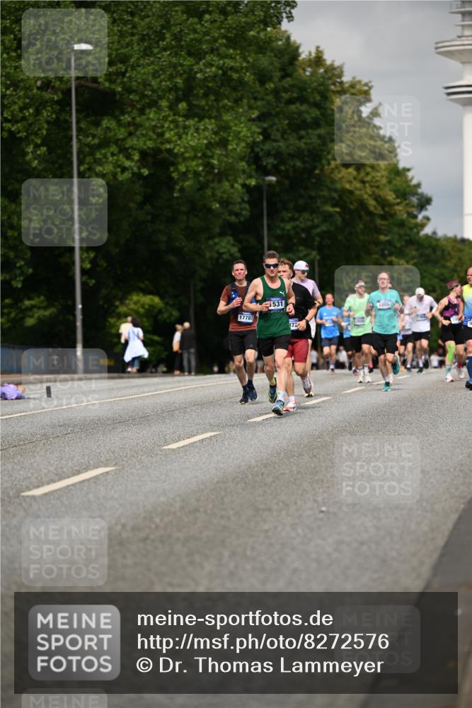 29.06.2025 - hella hamburg halbmarathon Dr. Thomas Lammeyer http://msf.ph/oto/8272576 29.06.2025 10:15:14 Kennedybrücke 1166, 1531, 1866, 1992, 4227, 4287, 5379, 5440, 5990, 5991, 8171, 8807, 8810, 9169, 9191, 10372, 11321 meine-sportfotos.de