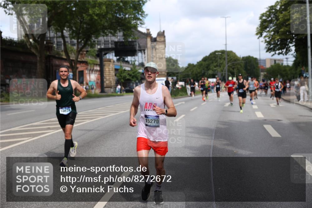 29.06.2025 - hella hamburg halbmarathon Yannick Fuchs http://msf.ph/oto/8272672 29.06.2025 10:37:04 20KM 1312, 1353, 1700, 2233, 4235, 4823, 5436, 6721, 6770, 7035, 7448, 7693, 7734, 7765, 7865, 9371, 9833, 10216, 10469, 11907, 12839, 13446, 14447, 14560, 14811, 14813, 15095, 15175, 15270, 15297, 15301, 15535, 16295, 16333, 16507, 16626, 16660, 16677, 17000, 17016, 17177, 17363, 17733, 17864, 17911, 18275, 18330, 18559, 18632, 18659, 18680, 18920 meine-sportfotos.de
