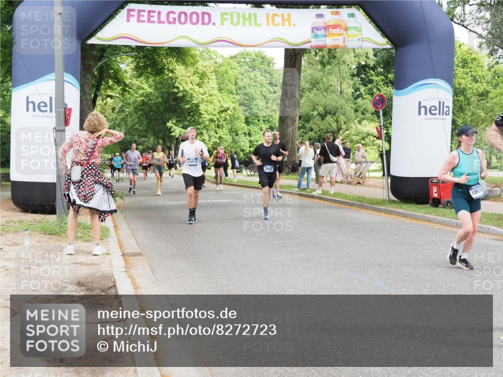 29.06.2025 - hella hamburg halbmarathon MichiJ http://msf.ph/oto/8272723 29.06.2025 10:56:02 Zwischen KM18-KM19 1406, 2942, 3025, 3262, 5176, 6028, 6083, 9674, 12653, 15012, 15858, 17439, 18616, 18617 meine-sportfotos.de