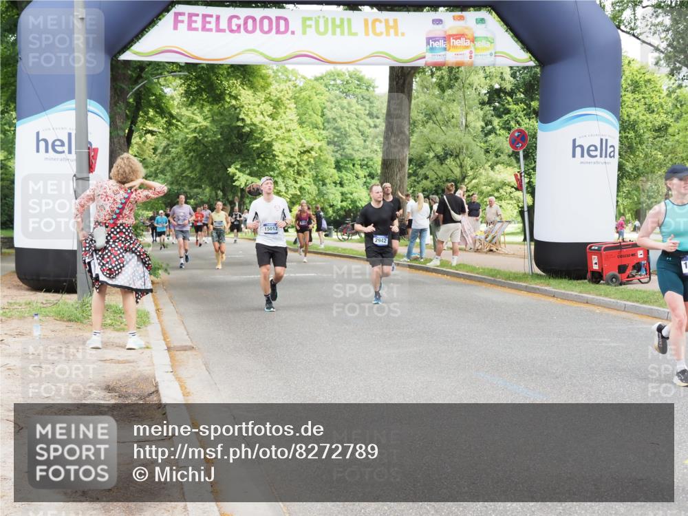 29.06.2025 - hella hamburg halbmarathon MichiJ http://msf.ph/oto/8272789 29.06.2025 10:56:03 Zwischen KM18-KM19 2942, 3025, 3262, 5176, 6028, 6083, 9674, 12653, 15012, 17439, 18616, 18617 meine-sportfotos.de
