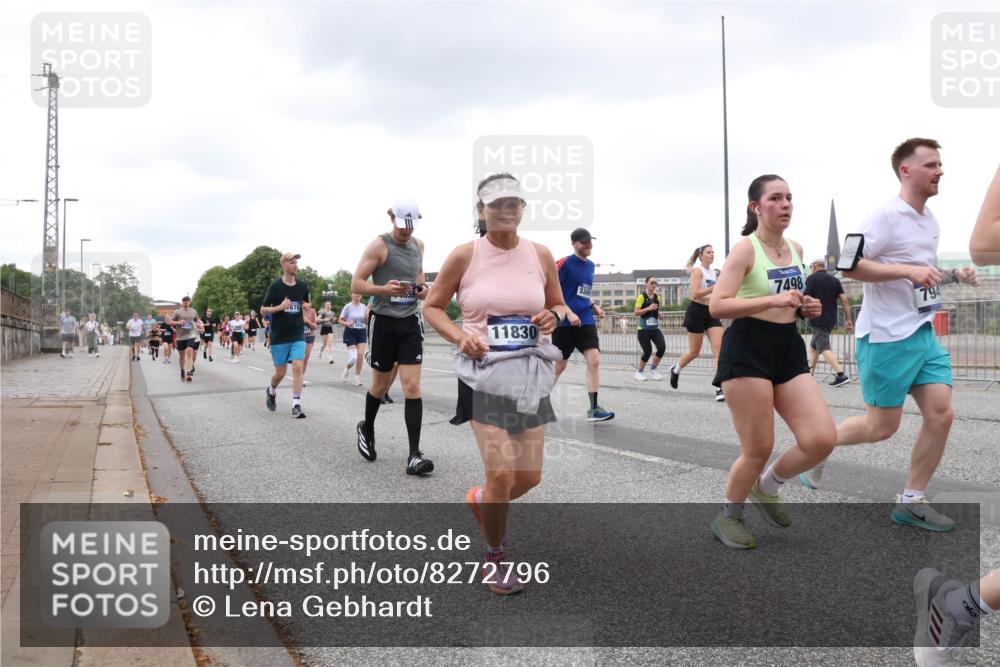 29.06.2025 - hella hamburg halbmarathon Lena Gebhardt http://msf.ph/oto/8272796 29.06.2025 10:54:25 Lombardsbrücke 670, 05, 11830, 7498, 794, 1263, 1762, 1779, 1789, 1822, 1949, 2084, 2244, 2372, 2532, 2586, 2600, 2761, 2854, 3079, 3187, 3188, 3249, 3364, 3465, 3467, 3557, 3761, 3795, 3857, 4323, 4685, 4720, 4838, 4971, 5157, 5185, 5216, 5309, 5514, 5804, 5817, 5898, 5933, 5993, 6023, 6279, 6468, 6583, 6987, 6988, 7498, 7670, 7874, 7946, 7986, 8801, 8803, 8867, 9130, 9138, 9203, 10207, 10471, 11033, 11354, 11567, 11569, 11785, 12930, 13272 meine-sportfotos.de