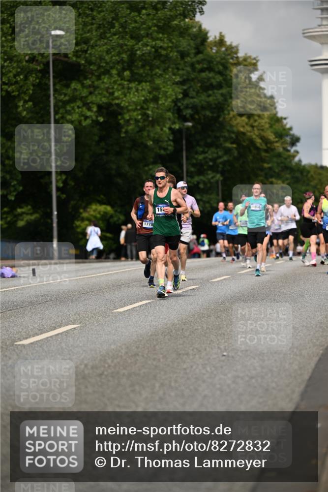 29.06.2025 - hella hamburg halbmarathon Dr. Thomas Lammeyer http://msf.ph/oto/8272832 29.06.2025 10:15:15 Kennedybrücke 1166, 1531, 1866, 1992, 4227, 5379, 5440, 5990, 5991, 8807, 8810, 9169, 9191, 10372, 11321 meine-sportfotos.de
