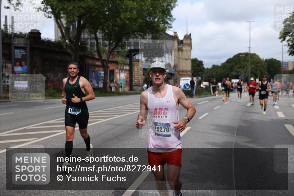 29.06.2025 - hella hamburg halbmarathon Yannick Fuchs http://msf.ph/oto/8272941 29.06.2025 10:37:04 20KM 1312, 1353, 1700, 2233, 4235, 4823, 5436, 6721, 6770, 7035, 7448, 7693, 7734, 7765, 7865, 9371, 9833, 10216, 10469, 11907, 12839, 13446, 14447, 14560, 14811, 14813, 15095, 15175, 15270, 15297, 15301, 15535, 16295, 16333, 16507, 16626, 16660, 16677, 17000, 17016, 17177, 17363, 17733, 17864, 17911, 18275, 18330, 18559, 18632, 18659, 18680, 18920 meine-sportfotos.de