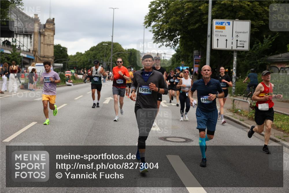 29.06.2025 - hella hamburg halbmarathon Yannick Fuchs http://msf.ph/oto/8273004 29.06.2025 10:49:12 20KM 1120, 1143, 2029, 2252, 2448, 3037, 3256, 4249, 4616, 4868, 4897, 4903, 5021, 6355, 6891, 6938, 7221, 8618, 8691, 10044, 10188, 10582, 11231, 11568, 12248, 12483, 12526, 12544, 12584, 13234, 13236, 13267, 13470, 14750, 14834, 14845, 14909, 15300, 15854, 15868, 15896, 16108, 16110, 16213, 16327, 16334, 16609, 17603, 17940, 18031, 18190, 18290, 19047 meine-sportfotos.de