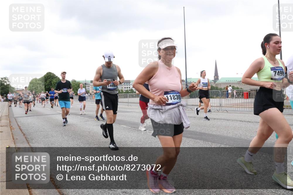 29.06.2025 - hella hamburg halbmarathon Lena Gebhardt http://msf.ph/oto/8273072 29.06.2025 10:54:26 Lombardsbrücke 4653, 11830, 16522, 7498, 1198, 1263, 1762, 1779, 1789, 1822, 1949, 2084, 2244, 2532, 2586, 2600, 2761, 2854, 3079, 3187, 3188, 3249, 3364, 3465, 3467, 3557, 3761, 3795, 3857, 4323, 4685, 4720, 4838, 4971, 5157, 5185, 5216, 5309, 5514, 5804, 5817, 5898, 5933, 5993, 6023, 6279, 6468, 6583, 6982, 6987, 6988, 7498, 7670, 7874, 7946, 7986, 8801, 8803, 8867, 9130, 9138, 9203, 9521, 10207, 10331, 10471, 11033, 11287, 11354, 11567, 11569, 11785, 12930, 13272 meine-sportfotos.de