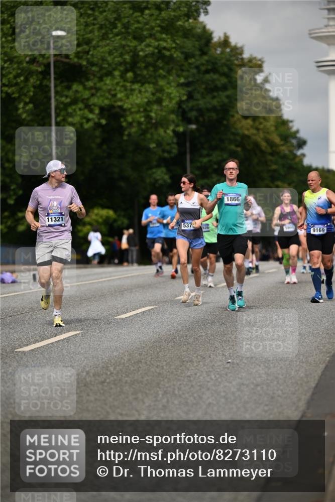 29.06.2025 - hella hamburg halbmarathon Dr. Thomas Lammeyer http://msf.ph/oto/8273110 29.06.2025 10:15:20 Kennedybrücke 1166, 1531, 1866, 1992, 4227, 5254, 5379, 5990, 5991, 7571, 8807, 8810, 9169, 9191, 10372, 10428, 11321 meine-sportfotos.de