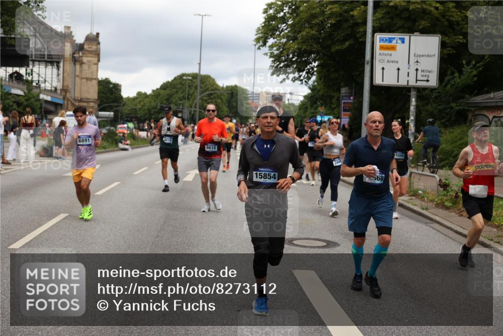 29.06.2025 - hella hamburg halbmarathon Yannick Fuchs http://msf.ph/oto/8273112 29.06.2025 10:49:12 20KM 1120, 1143, 2029, 2252, 2448, 3037, 3256, 4249, 4616, 4868, 4897, 4903, 5021, 6355, 6891, 6938, 7221, 8618, 8691, 10044, 10188, 10582, 11231, 11568, 12248, 12483, 12526, 12544, 12584, 13234, 13236, 13267, 13470, 14750, 14834, 14845, 14909, 15300, 15854, 15868, 15896, 16108, 16110, 16213, 16327, 16334, 16609, 17603, 17940, 18031, 18190, 18290, 19047 meine-sportfotos.de