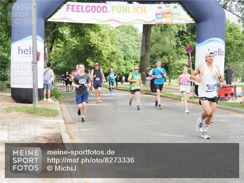 29.06.2025 - hella hamburg halbmarathon MichiJ http://msf.ph/oto/8273336 29.06.2025 10:31:26 Zwischen KM18-KM19 4080, 5011, 5477, 7026, 7865, 9534, 10099, 10251, 14813, 16224, 16648, 17403, 17516, 18680, 19009 meine-sportfotos.de