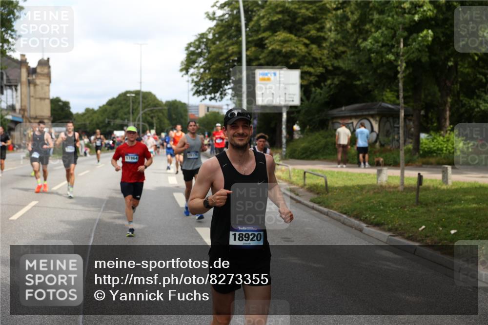 29.06.2025 - hella hamburg halbmarathon Yannick Fuchs http://msf.ph/oto/8273355 29.06.2025 10:37:09 20KM 1353, 1675, 1700, 1735, 2233, 4235, 5011, 5124, 5436, 7035, 7448, 7734, 7765, 7865, 9364, 9371, 9534, 9833, 10216, 10469, 11907, 12839, 13446, 14226, 14447, 14560, 14813, 15095, 15175, 15255, 15270, 15297, 15301, 15535, 16295, 16333, 16626, 16660, 16677, 17000, 17177, 17733, 17864, 17911, 18004, 18275, 18304, 18559, 18632, 18659, 18680, 18920 meine-sportfotos.de
