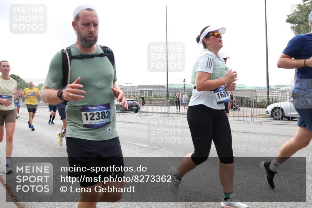 29.06.2025 - hella hamburg halbmarathon Lena Gebhardt http://msf.ph/oto/8273362 29.06.2025 10:34:56 Lombardsbrücke 633, 12382, 22, 1631, 1025, 1284, 1497, 1849, 2023, 2355, 2376, 2751, 3130, 3409, 3420, 4564, 4884, 5027, 5453, 6034, 6171, 6189, 6310, 6329, 6335, 6379, 6397, 6803, 6843, 7020, 7267, 7299, 7386, 7644, 7733, 7927, 8369, 8705, 8793, 9122, 9164, 9248, 9448, 9514, 10335, 10358, 10464, 10606, 10674, 11122, 11233, 11245, 11646, 12019, 12164, 12236, 12382, 12764, 15477, 16238, 16311, 16390, 16682 meine-sportfotos.de