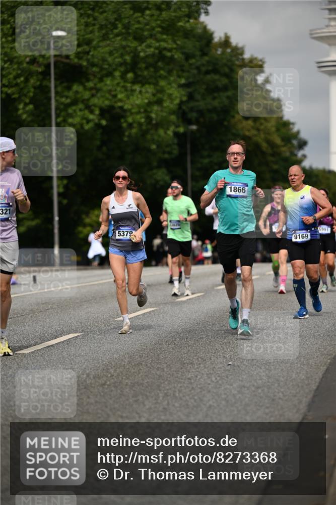 29.06.2025 - hella hamburg halbmarathon Dr. Thomas Lammeyer http://msf.ph/oto/8273368 29.06.2025 10:15:21 Kennedybrücke 1166, 1531, 1866, 1992, 4227, 5254, 5379, 5990, 5991, 7571, 8807, 8810, 9169, 9191, 10372, 10428, 11321 meine-sportfotos.de