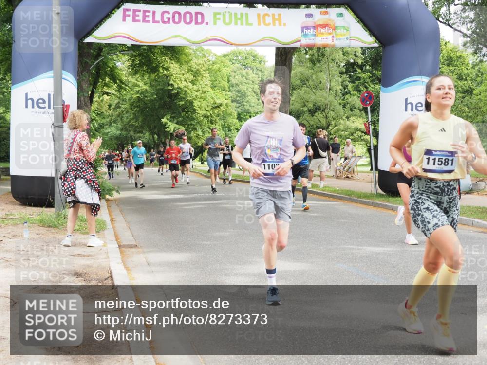 29.06.2025 - hella hamburg halbmarathon MichiJ http://msf.ph/oto/8273373 29.06.2025 10:56:09 Zwischen KM18-KM19 2942, 4649, 9738, 11025, 11581, 15012, 17239, 18616 meine-sportfotos.de