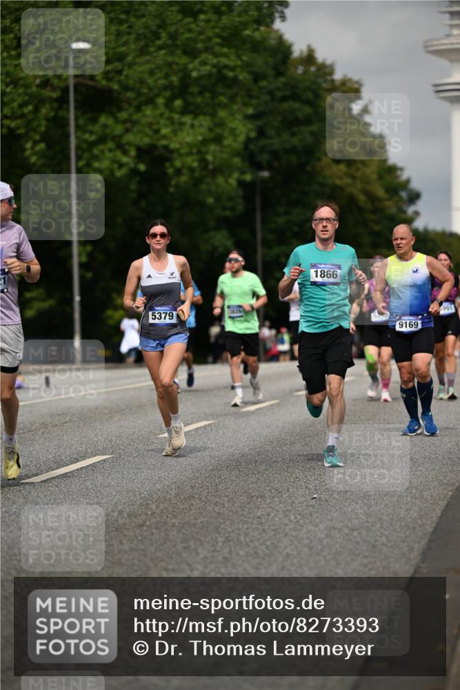 29.06.2025 - hella hamburg halbmarathon Dr. Thomas Lammeyer http://msf.ph/oto/8273393 29.06.2025 10:15:22 Kennedybrücke 1166, 1531, 1866, 1992, 4227, 5254, 5379, 5990, 5991, 7571, 8810, 9169, 9191, 10372, 10428, 11321 meine-sportfotos.de