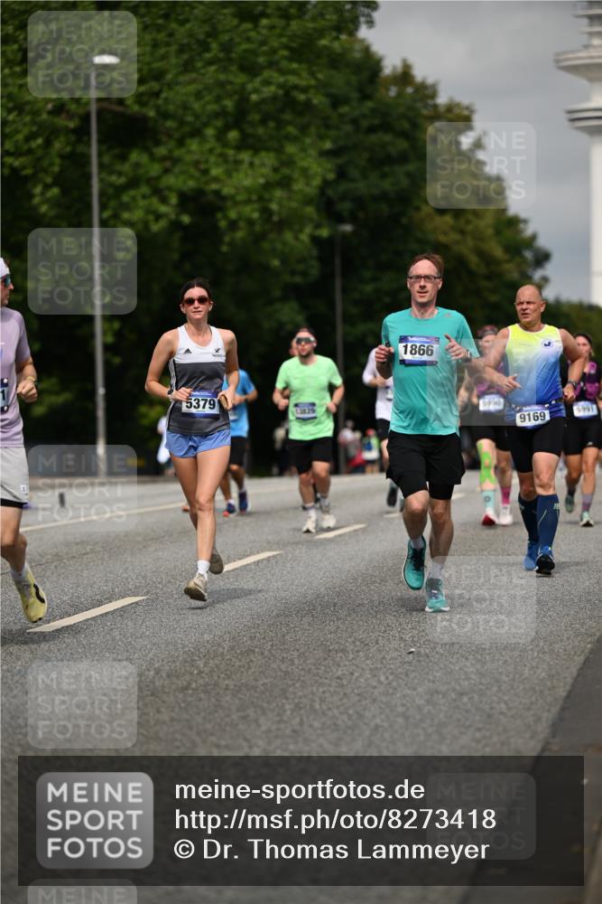 29.06.2025 - hella hamburg halbmarathon Dr. Thomas Lammeyer http://msf.ph/oto/8273418 29.06.2025 10:15:22 Kennedybrücke 1166, 1531, 1866, 1992, 4227, 5254, 5379, 5990, 5991, 7571, 8810, 9169, 9191, 10372, 10428, 11321 meine-sportfotos.de