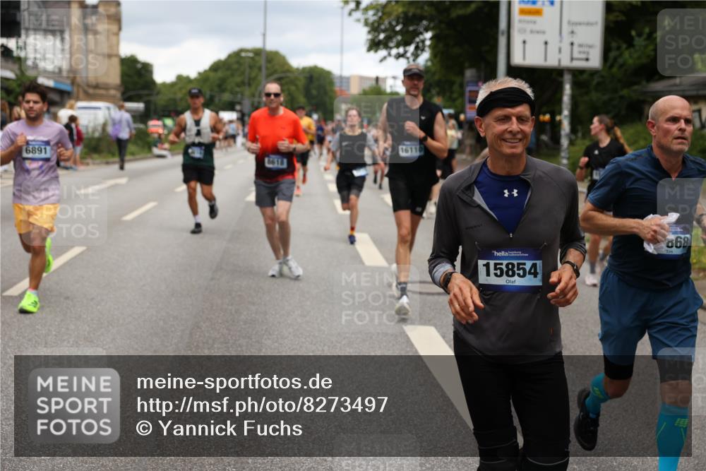 29.06.2025 - hella hamburg halbmarathon Yannick Fuchs http://msf.ph/oto/8273497 29.06.2025 10:49:13 20KM 1120, 1143, 2029, 2252, 2448, 3037, 3256, 4249, 4616, 4868, 4897, 4903, 5021, 6355, 6891, 6938, 7147, 7221, 8618, 8691, 10044, 10188, 10582, 11231, 11568, 12248, 12483, 12544, 12584, 13234, 13236, 13267, 13470, 14750, 14834, 14845, 14909, 15300, 15854, 15868, 15896, 16108, 16110, 16213, 16327, 16334, 16609, 17603, 17940, 18031, 18190, 18290, 19047 meine-sportfotos.de