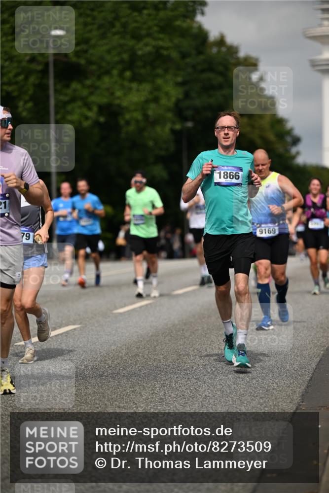 29.06.2025 - hella hamburg halbmarathon Dr. Thomas Lammeyer http://msf.ph/oto/8273509 29.06.2025 10:15:23 Kennedybrücke 1166, 1531, 1866, 1992, 4227, 5254, 5379, 5990, 5991, 7571, 9169, 9191, 10372, 10428, 11321 meine-sportfotos.de