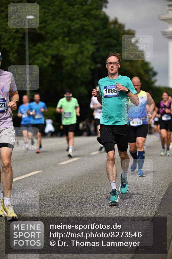 29.06.2025 - hella hamburg halbmarathon Dr. Thomas Lammeyer http://msf.ph/oto/8273546 29.06.2025 10:15:23 Kennedybrücke 1166, 1531, 1866, 1992, 4227, 5254, 5379, 5990, 5991, 7571, 9169, 9191, 10372, 10428, 11321 meine-sportfotos.de