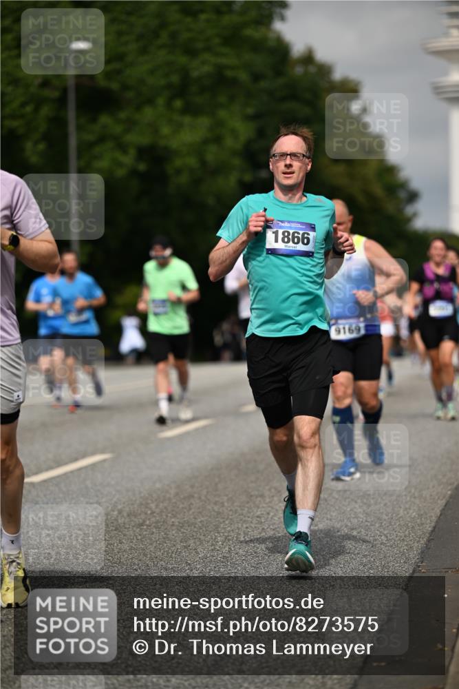 29.06.2025 - hella hamburg halbmarathon Dr. Thomas Lammeyer http://msf.ph/oto/8273575 29.06.2025 10:15:24 Kennedybrücke 1166, 1531, 1866, 1992, 4227, 5254, 5379, 5990, 5991, 7571, 9169, 9191, 10372, 10428, 11321 meine-sportfotos.de