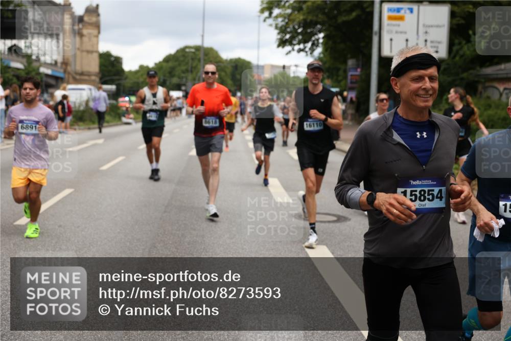 29.06.2025 - hella hamburg halbmarathon Yannick Fuchs http://msf.ph/oto/8273593 29.06.2025 10:49:13 20KM 1120, 1143, 2029, 2252, 2448, 3037, 3256, 4249, 4616, 4868, 4897, 4903, 5021, 6355, 6891, 6938, 7147, 7221, 8618, 8691, 10044, 10188, 10582, 11231, 11568, 12248, 12483, 12544, 12584, 13234, 13236, 13267, 13470, 14750, 14834, 14845, 14909, 15300, 15854, 15868, 15896, 16108, 16110, 16213, 16327, 16334, 16609, 17603, 17940, 18031, 18190, 18290, 19047 meine-sportfotos.de