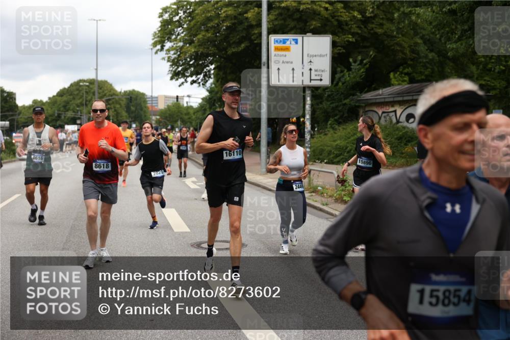 29.06.2025 - hella hamburg halbmarathon Yannick Fuchs http://msf.ph/oto/8273602 29.06.2025 10:49:13 20KM 1120, 1143, 2029, 2252, 2448, 3037, 3256, 4249, 4616, 4868, 4897, 4903, 5021, 6355, 6891, 6938, 7147, 7221, 8618, 8691, 10044, 10188, 10582, 11231, 11568, 12248, 12483, 12544, 12584, 13234, 13236, 13267, 13470, 14750, 14834, 14845, 14909, 15300, 15854, 15868, 15896, 16108, 16110, 16213, 16327, 16334, 16609, 17603, 17940, 18031, 18190, 18290, 19047 meine-sportfotos.de