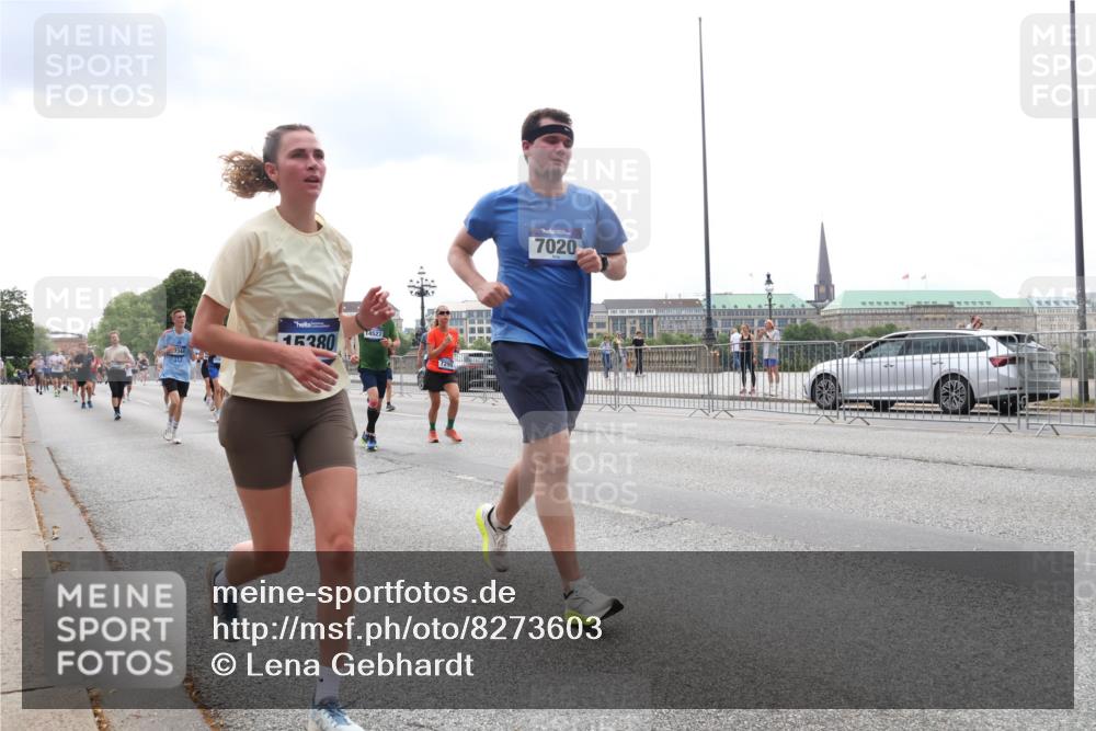 29.06.2025 - hella hamburg halbmarathon Lena Gebhardt http://msf.ph/oto/8273603 29.06.2025 10:34:57 Lombardsbrücke 15380, 14527, 7299, 7020, 1025, 1284, 1497, 1849, 2023, 2355, 2376, 2751, 3130, 3409, 3420, 4564, 4884, 5027, 5453, 6034, 6171, 6189, 6310, 6329, 6335, 6379, 6397, 6803, 6843, 7020, 7267, 7299, 7386, 7644, 7733, 7927, 8369, 8793, 9122, 9164, 9248, 9448, 9514, 10335, 10358, 10464, 10606, 10674, 11122, 11233, 11245, 11359, 11646, 11886, 12019, 12164, 12236, 12382, 12764, 15477, 16238, 16311, 16390, 16682 meine-sportfotos.de