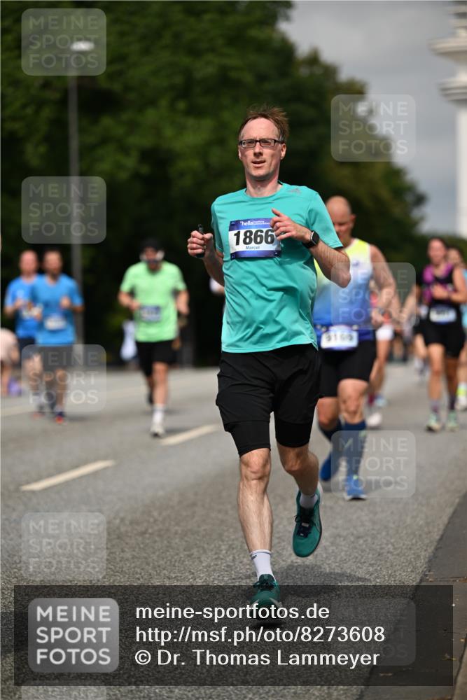29.06.2025 - hella hamburg halbmarathon Dr. Thomas Lammeyer http://msf.ph/oto/8273608 29.06.2025 10:15:24 Kennedybrücke 1166, 1531, 1866, 1992, 4227, 5254, 5379, 5990, 5991, 7571, 9169, 9191, 10372, 10428, 11321 meine-sportfotos.de