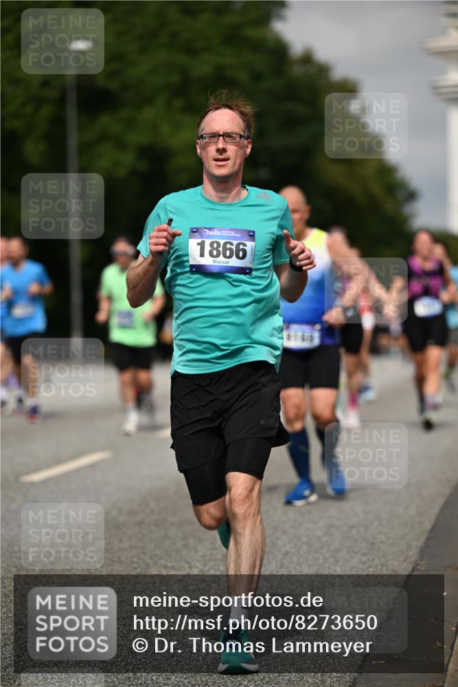 29.06.2025 - hella hamburg halbmarathon Dr. Thomas Lammeyer http://msf.ph/oto/8273650 29.06.2025 10:15:25 Kennedybrücke 1166, 1531, 1866, 1992, 4227, 5254, 5379, 5990, 5991, 7571, 9169, 9191, 10372, 10428, 11321 meine-sportfotos.de