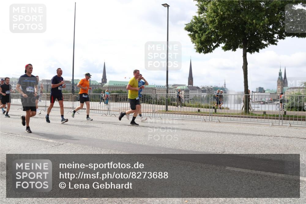 29.06.2025 - hella hamburg halbmarathon Lena Gebhardt http://msf.ph/oto/8273688 29.06.2025 10:20:07 Lombardsbrücke 780, 18368, 1319, 1046, 1069, 1110, 1115, 1154, 1474, 2064, 2357, 2405, 2441, 2918, 3278, 3434, 3678, 3842, 4170, 4539, 4562, 4570, 4585, 4614, 4737, 4739, 5251, 5397, 5556, 5659, 5811, 5812, 5831, 5878, 5937, 6796, 6797, 6872, 6874, 7018, 7101, 7137, 7248, 7249, 7519, 7739, 7744, 7808, 7836, 7917, 8025, 8146, 8387, 8427, 8462, 8738, 9136, 9196, 9735, 9873, 10041, 10349, 10414, 10550, 10594, 10595, 10622, 10701, 10754, 11028, 11036 meine-sportfotos.de