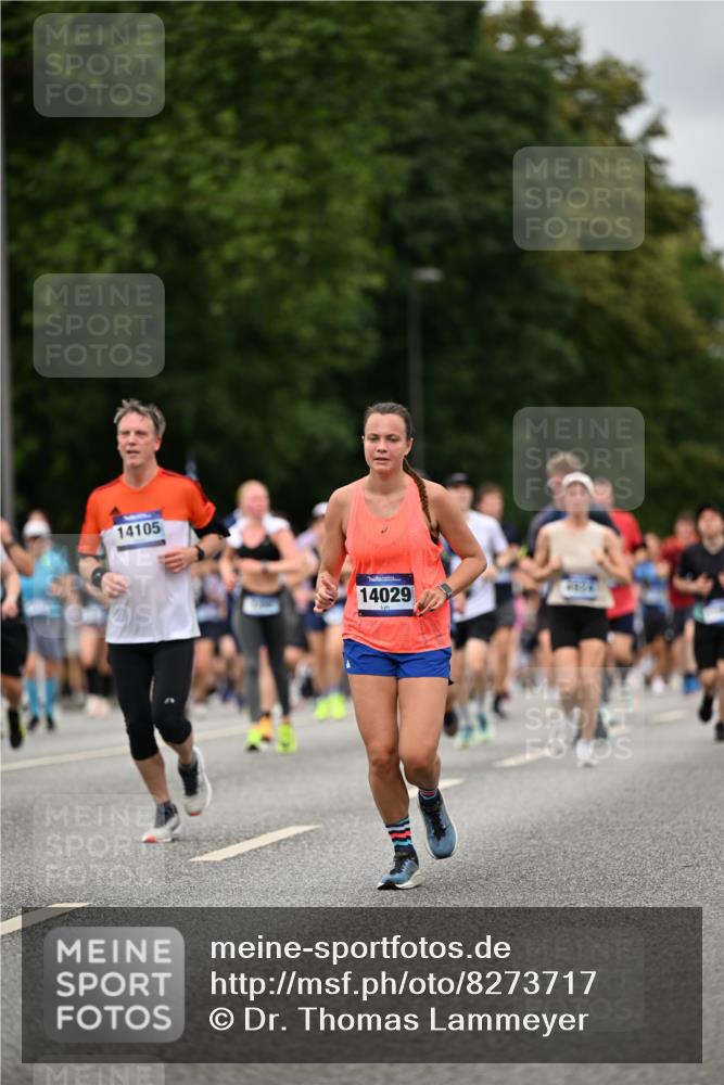 29.06.2025 - hella hamburg halbmarathon Dr. Thomas Lammeyer http://msf.ph/oto/8273717 29.06.2025 10:36:06 Kennedybrücke 1235, 1292, 2672, 3239, 3358, 3707, 3751, 3752, 3778, 4314, 4365, 4605, 4924, 5496, 5601, 5658, 5743, 6218, 6344, 7239, 7295, 7334, 7344, 7535, 7570, 7695, 7816, 7898, 8127, 8304, 8538, 8757, 9478, 9604, 9882, 10248, 10421, 10653, 11168 meine-sportfotos.de