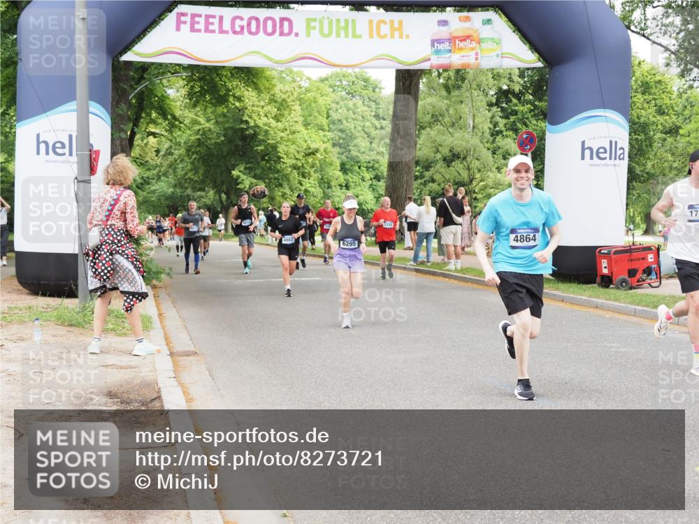 29.06.2025 - hella hamburg halbmarathon MichiJ http://msf.ph/oto/8273721 29.06.2025 10:56:16 Zwischen KM18-KM19 4864, 4962, 6295, 8727, 11025, 14384, 17239, 17296, 17985 meine-sportfotos.de