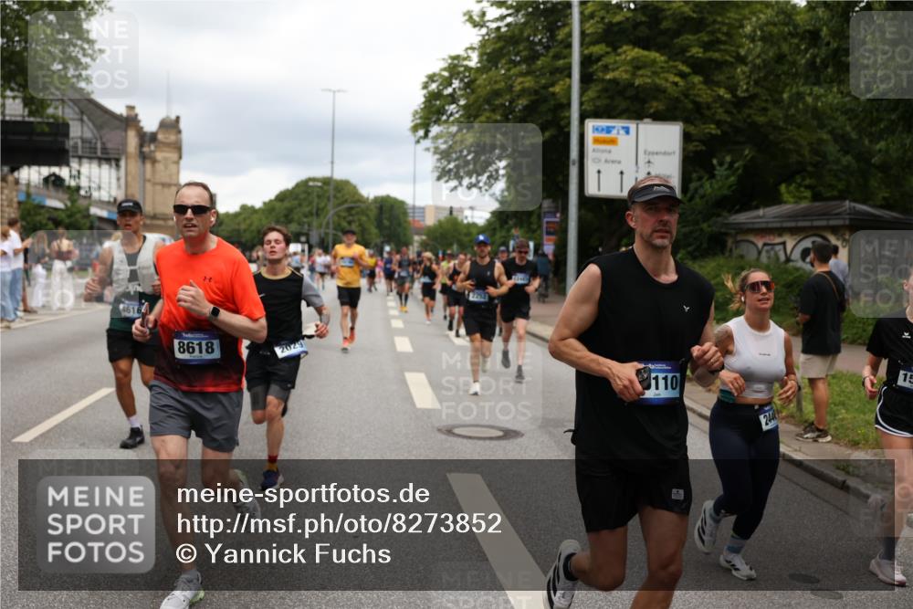 29.06.2025 - hella hamburg halbmarathon Yannick Fuchs http://msf.ph/oto/8273852 29.06.2025 10:49:15 20KM 1120, 1143, 1834, 2029, 2252, 2448, 2612, 3037, 3256, 4249, 4616, 4868, 4897, 5021, 5643, 6355, 6891, 6938, 7147, 7221, 8573, 8618, 8691, 10044, 10188, 10582, 11231, 11568, 12248, 12483, 12544, 12584, 13234, 13236, 13267, 13470, 14750, 14845, 14909, 15300, 15854, 15868, 15896, 16108, 16110, 16213, 16327, 16334, 16609, 17603, 17940, 18031, 18190, 18290, 19047 meine-sportfotos.de