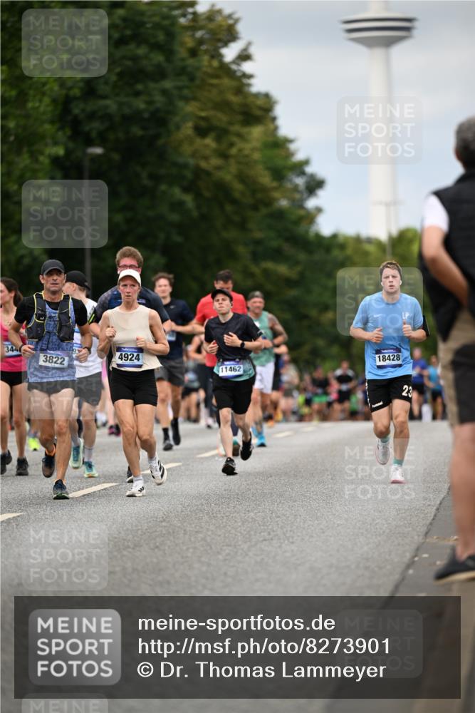 29.06.2025 - hella hamburg halbmarathon Dr. Thomas Lammeyer http://msf.ph/oto/8273901 29.06.2025 10:36:08 Kennedybrücke 1235, 1292, 2349, 2672, 3239, 3358, 3707, 3751, 3752, 3778, 4314, 4365, 4605, 4924, 5496, 5601, 5658, 5743, 6218, 6344, 7239, 7295, 7334, 7344, 7535, 7570, 7695, 7816, 7898, 8072, 8073, 8124, 8127, 8304, 8538, 8757, 9478, 9604, 9882, 10248, 10421, 10924, 11168 meine-sportfotos.de