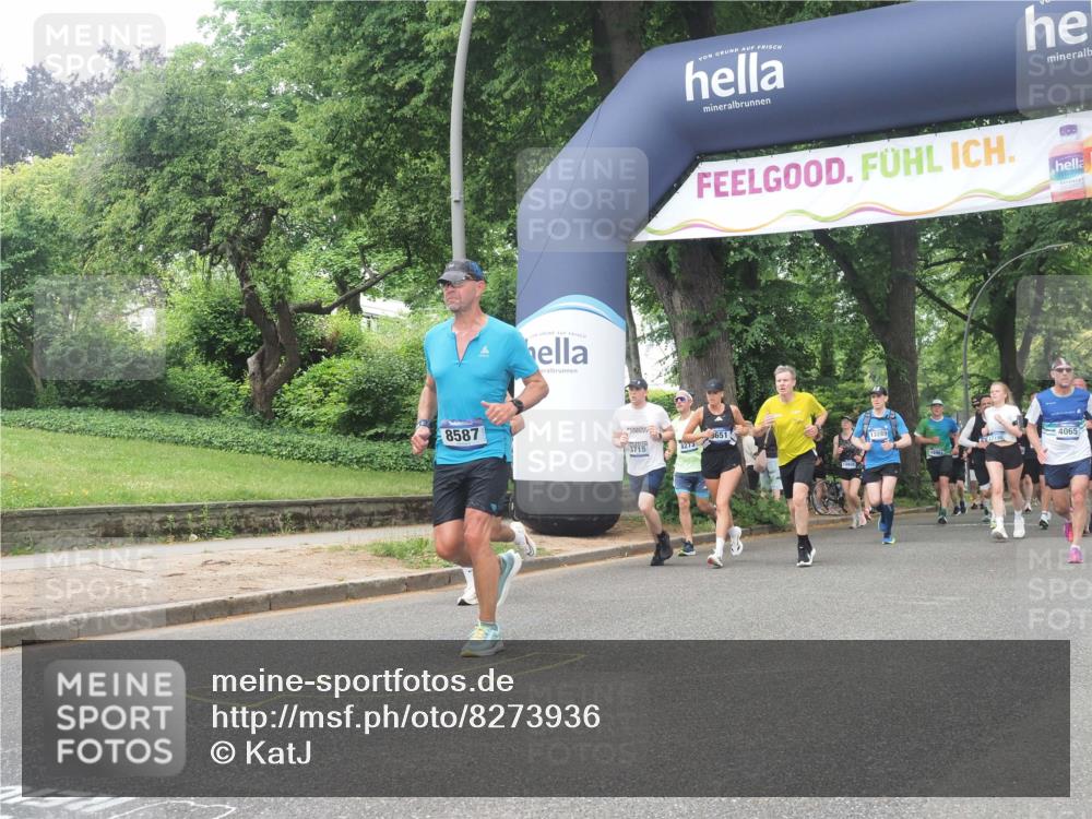29.06.2025 - hella hamburg halbmarathon KatJ http://msf.ph/oto/8273936 29.06.2025 10:40:06 Zwischen KM18-KM19 2444, 3208, 3209, 4065, 8390, 8587 meine-sportfotos.de