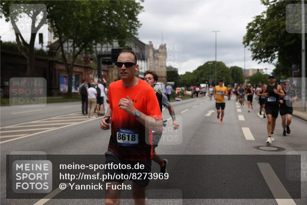 29.06.2025 - hella hamburg halbmarathon Yannick Fuchs http://msf.ph/oto/8273969 29.06.2025 10:49:15 20KM 1120, 1143, 1834, 2029, 2252, 2448, 2612, 3037, 3256, 4249, 4616, 4868, 4897, 5021, 5643, 6355, 6891, 6938, 7147, 7221, 8573, 8618, 8691, 10044, 10188, 10582, 11231, 11568, 12248, 12483, 12544, 12584, 13234, 13236, 13267, 13470, 14750, 14845, 14909, 15300, 15854, 15868, 15896, 16108, 16110, 16213, 16327, 16334, 16609, 17603, 17940, 18031, 18190, 18290, 19047 meine-sportfotos.de