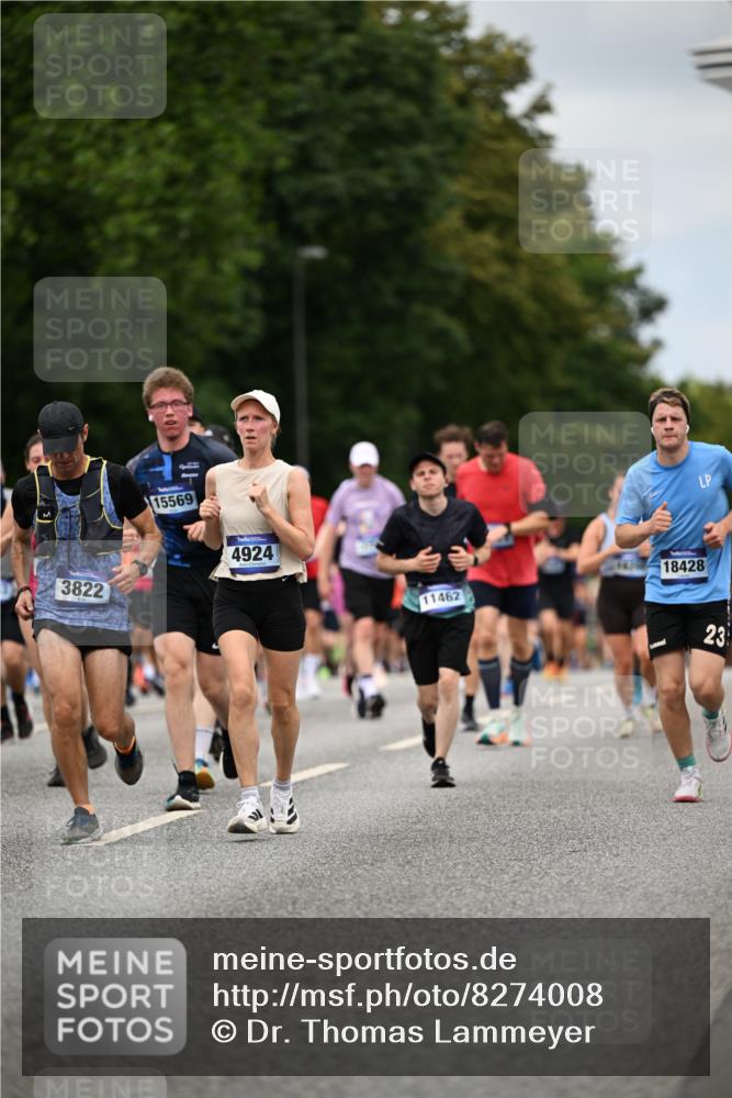 29.06.2025 - hella hamburg halbmarathon Dr. Thomas Lammeyer http://msf.ph/oto/8274008 29.06.2025 10:36:10 Kennedybrücke 1292, 1987, 2349, 2672, 2943, 3239, 3358, 3707, 3751, 3752, 3778, 4314, 4365, 4605, 4924, 5496, 5601, 5658, 5743, 6218, 7239, 7295, 7334, 7344, 7535, 7570, 7695, 7816, 7898, 8072, 8073, 8124, 8127, 8304, 8538, 8757, 9604, 9882, 10248, 10421, 10924, 11168 meine-sportfotos.de